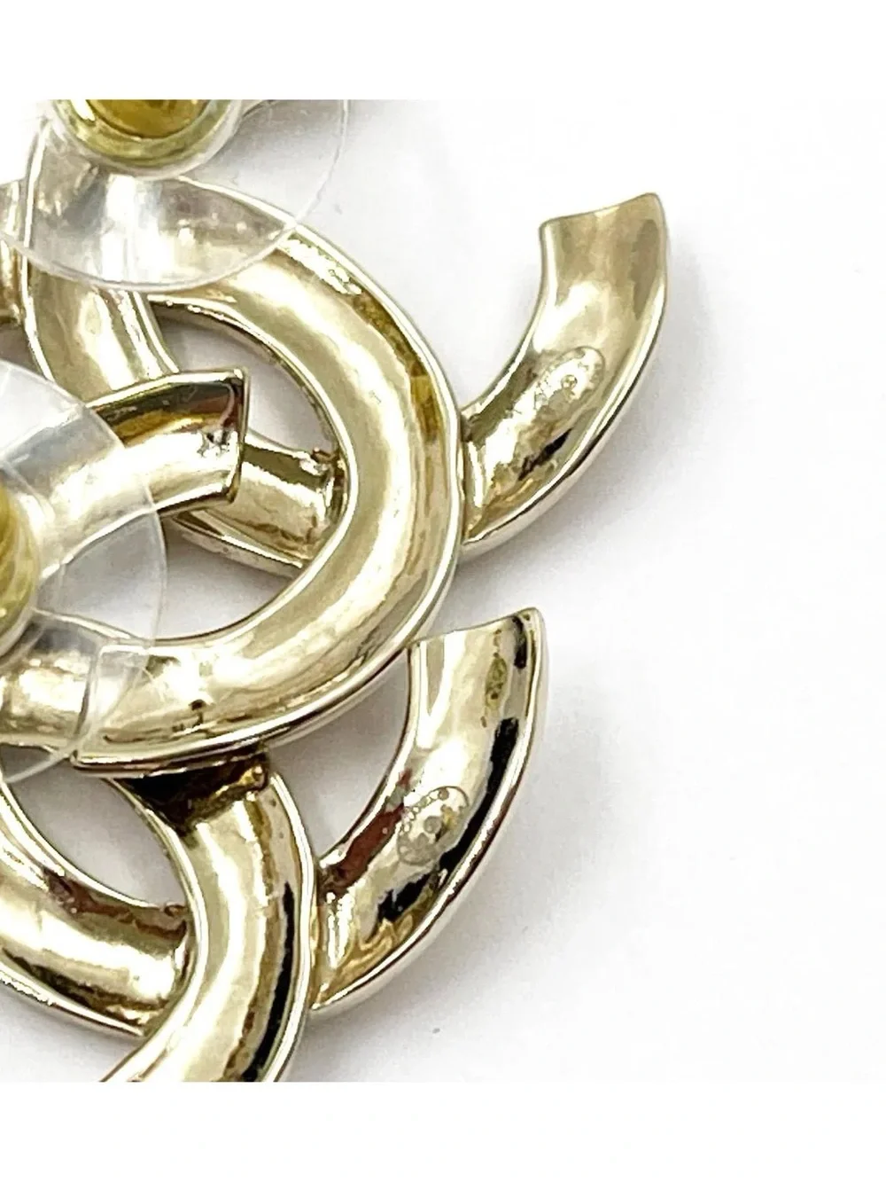 CHANEL Large CC Logo Stud Earrings Light Gold 1” •  Like New • Authentic